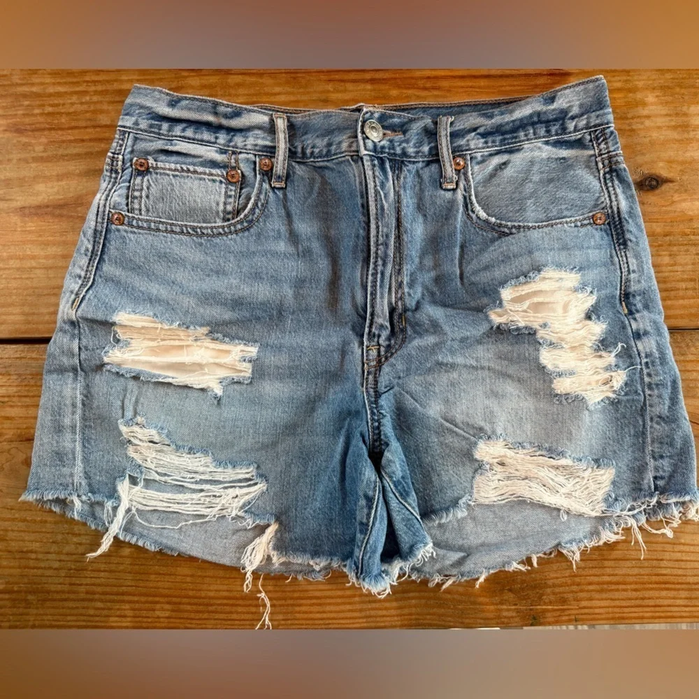 American Eagle Shorts Womens 6 Blue Jean Denim 90s Boyfriend Short Distressed